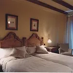Casa Cornel 3*