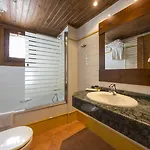 Hotell Casa Cornel 3*