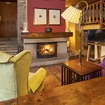 Casa Cornel Hotell 3*