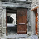 Casa Cornel 3*
