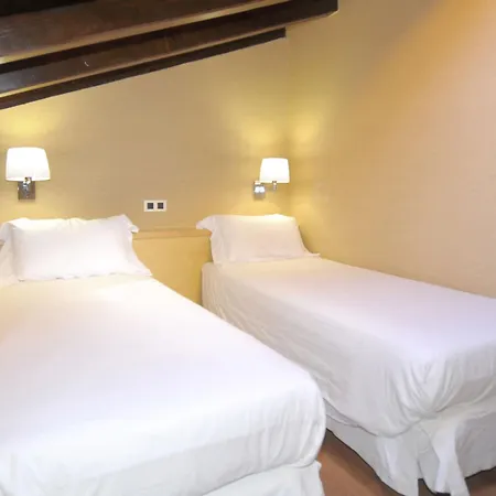 Casa Cornel Hotel 3*