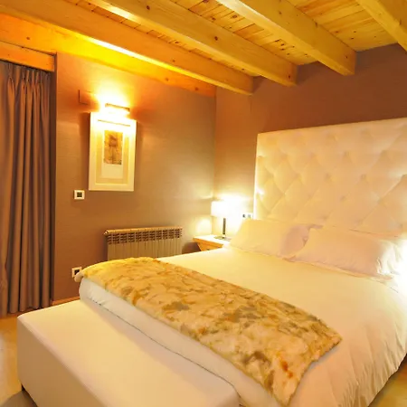Casa Cornel Hotel 3*