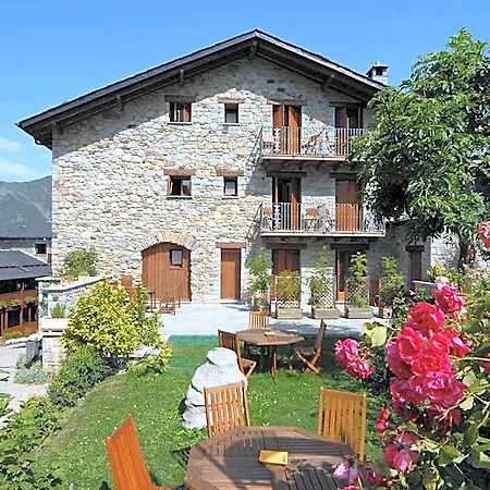 Отель Casa Cornel 3*