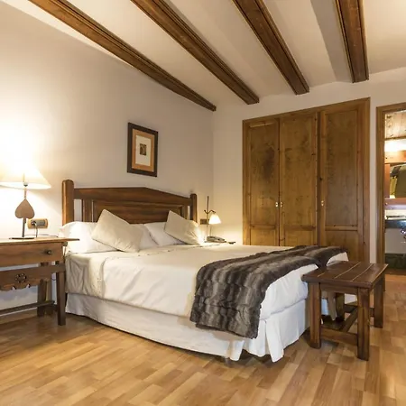 Casa Cornel 3*
